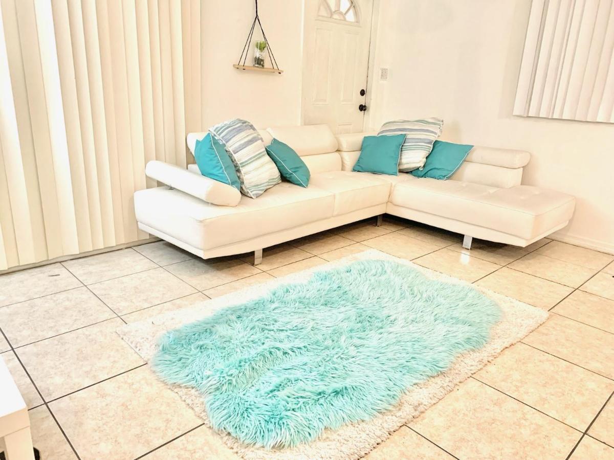 Zen Women's Hostel Fort Lauderdale Buitenkant foto